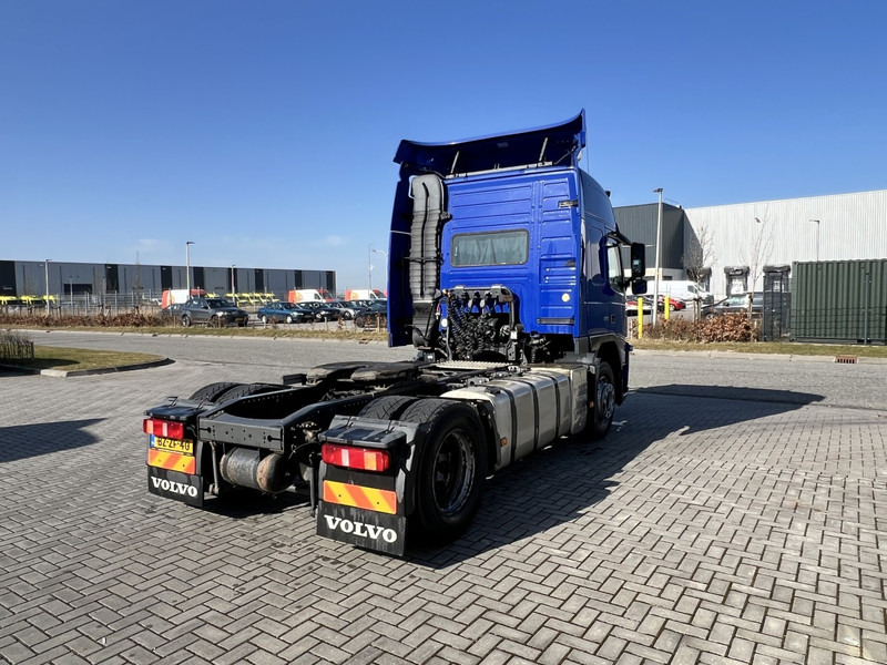 Volvo FM 370 4x2 trekker Globetrotter / Euro 5 /NEW TUV - Tractor unit: picture 5 Volvo FM 370 4x2 trekker Globetrotter / Euro 5 /NEW TUV - Tractor unit: picture 5