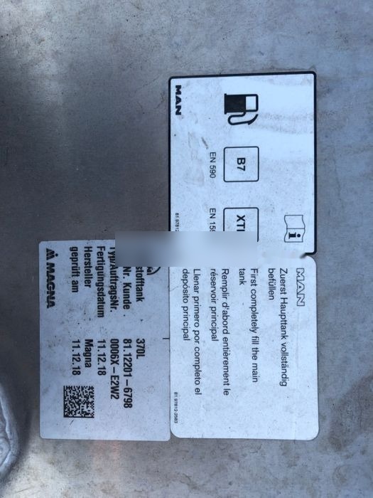 MAGNA 370 L MAN TGX truck - Fuel tank for Truck: picture 2 MAGNA 370 L MAN TGX truck - Fuel tank for Truck: picture 2