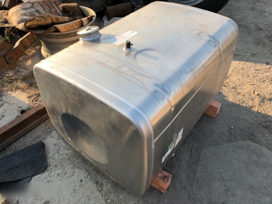 MAGNA 370 L MAN TGX truck - Fuel tank for Truck: picture 1 MAGNA 370 L MAN TGX truck - Fuel tank for Truck: picture 1