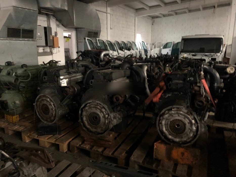 MAN TGX truck - Engine for Truck: picture 1 MAN TGX truck - Engine for Truck: picture 1