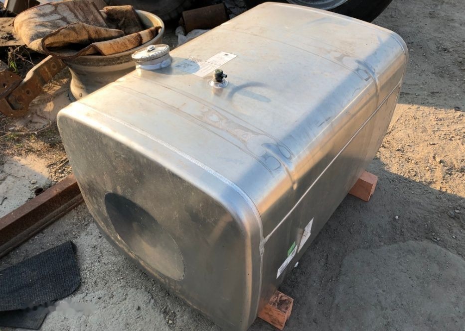 Nou marca MAGNA MAN TGX - Fuel tank for Truck: picture 1 Nou marca MAGNA MAN TGX - Fuel tank for Truck: picture 1