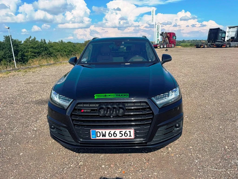 Audi SQ7 Black Edition. panoramo sun roof. . oil heater. head up display. 21" alu weels. night vision. B&O sound system. - SUV: picture 4 Audi SQ7 Black Edition. panoramo sun roof. . oil heater. head up display. 21" alu weels. night vision. B&O sound system. - SUV: picture 4