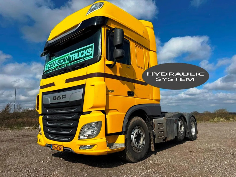 DAF XF 530 Twensteer 6x2/4. Hydr. system. - Tractor unit: picture 2 DAF XF 530 Twensteer 6x2/4. Hydr. system. - Tractor unit: picture 2