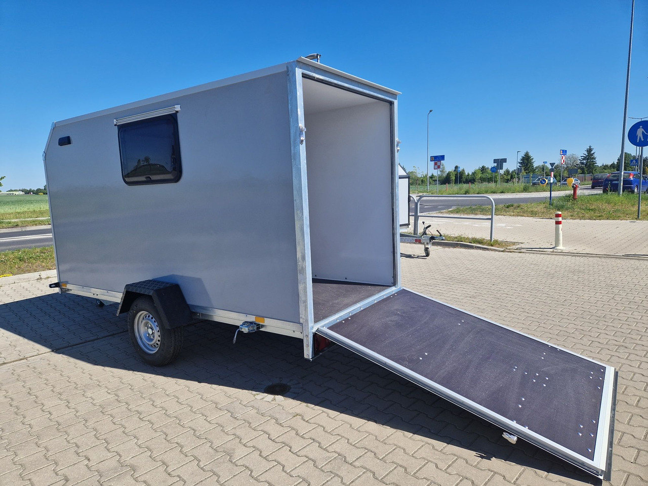 Przyczepa kempingowa Motocamp dla motocykla - Caravan: picture 1 Przyczepa kempingowa Motocamp dla motocykla - Caravan: picture 1