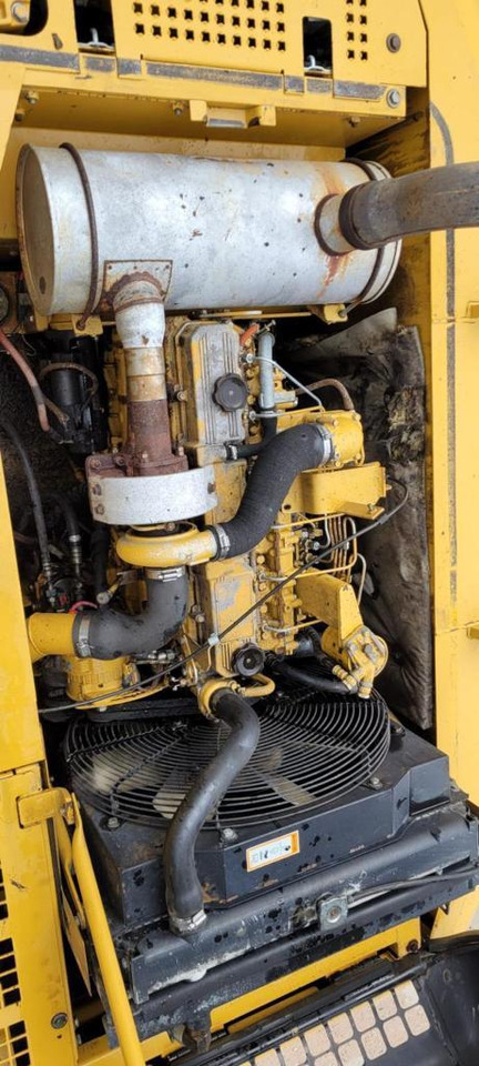 Crawler excavator Caterpillar 318BL: picture 21