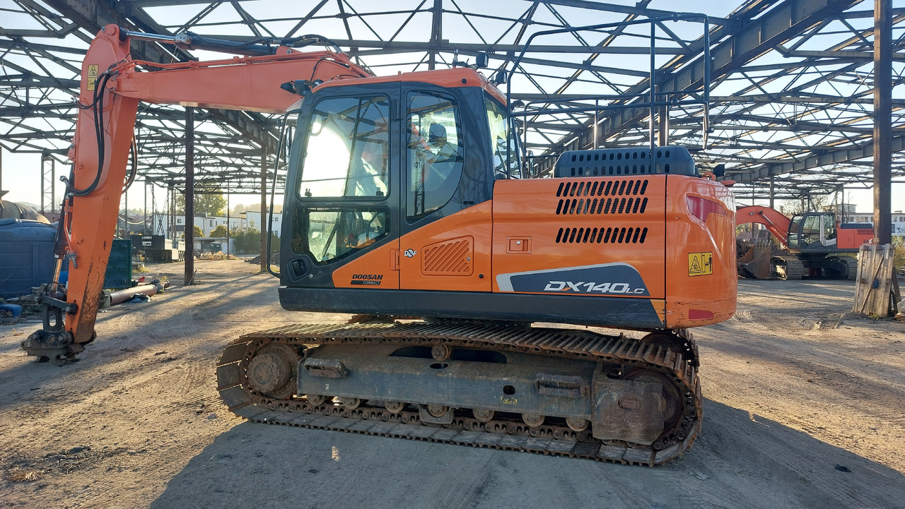 DOOSAN DX140LC-5 - Crawler excavator: picture 5 DOOSAN DX140LC-5 - Crawler excavator: picture 5