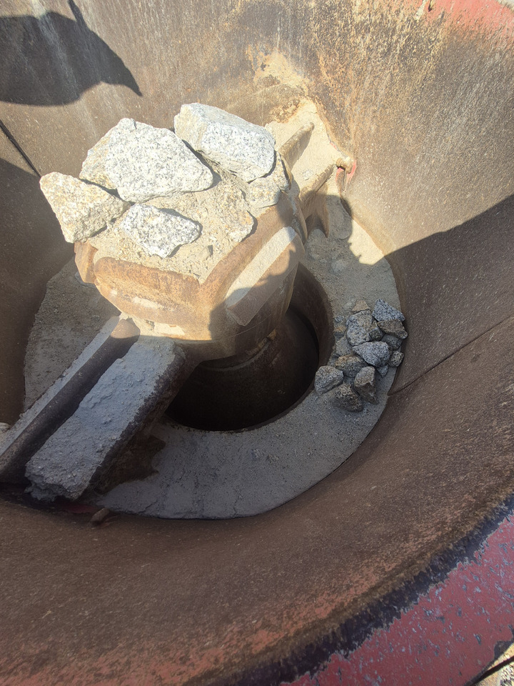 Cone crusher SANDVIK QH331: picture 20