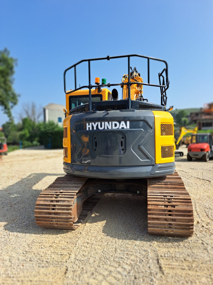 HYUNDAI HX 145 LCR - Crawler excavator: picture 5 HYUNDAI HX 145 LCR - Crawler excavator: picture 5