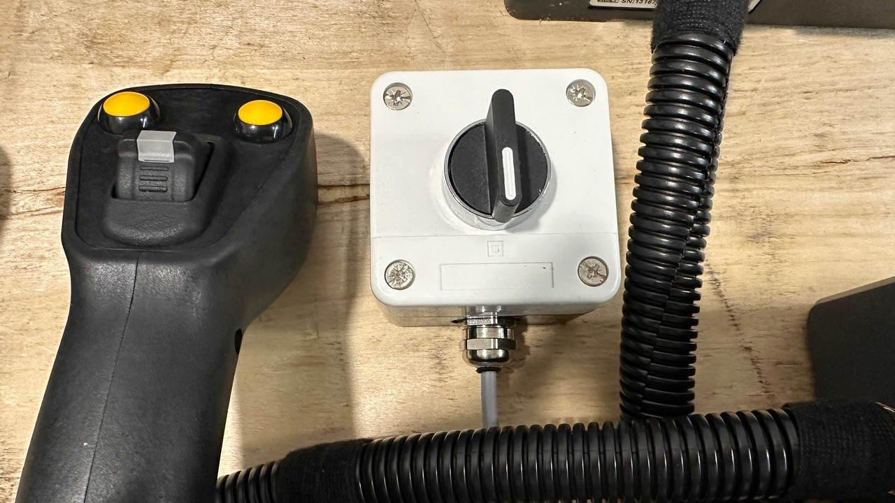 Forestry equipment Proportional Valve Walvoil DPX100 with Control Scanreco RC400 and JP Joysticks PWM for Palfinger, Kubota, Kesla: picture 14