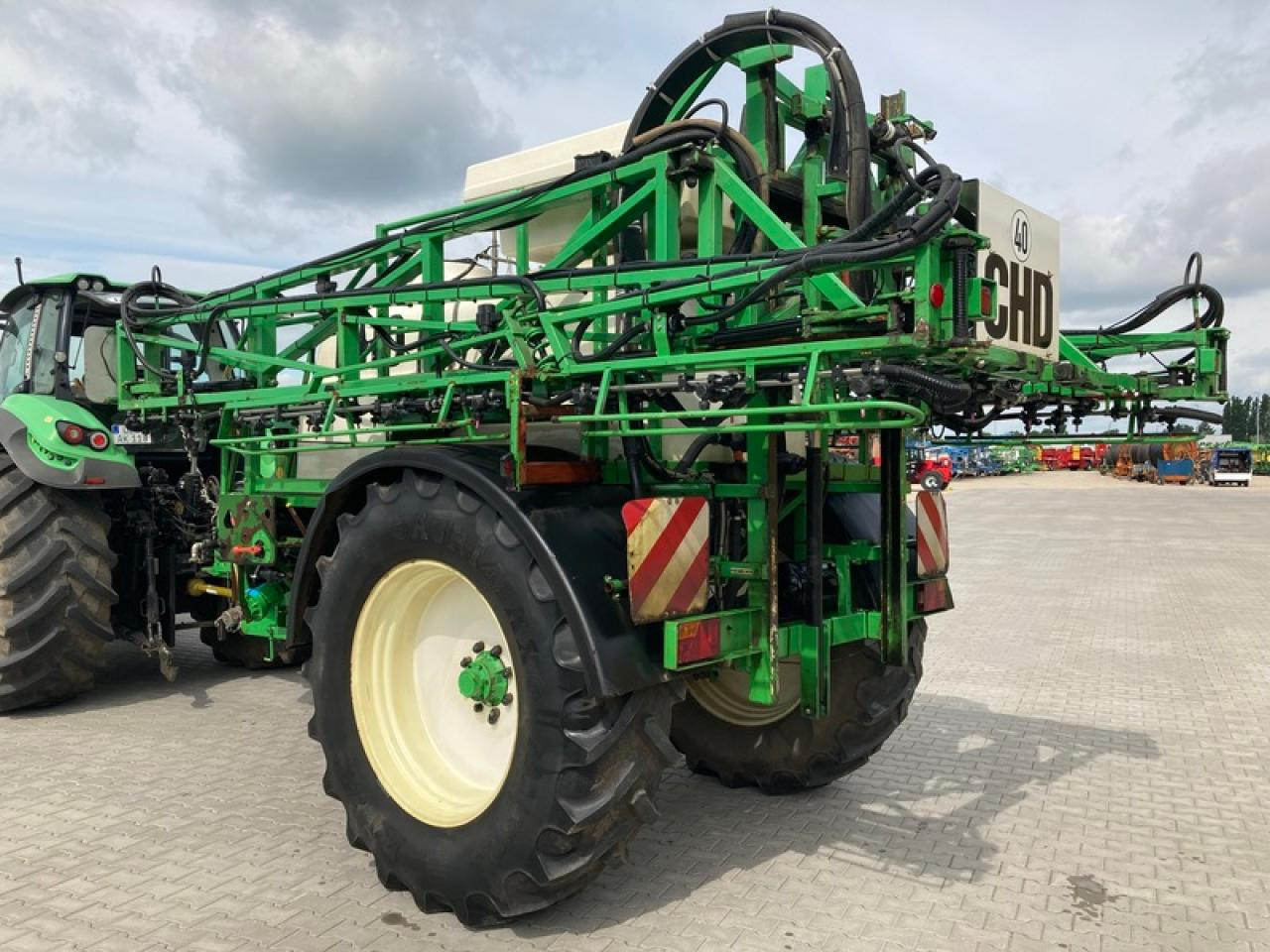 D4027 - Trailed sprayer: picture 2 D4027 - Trailed sprayer: picture 2