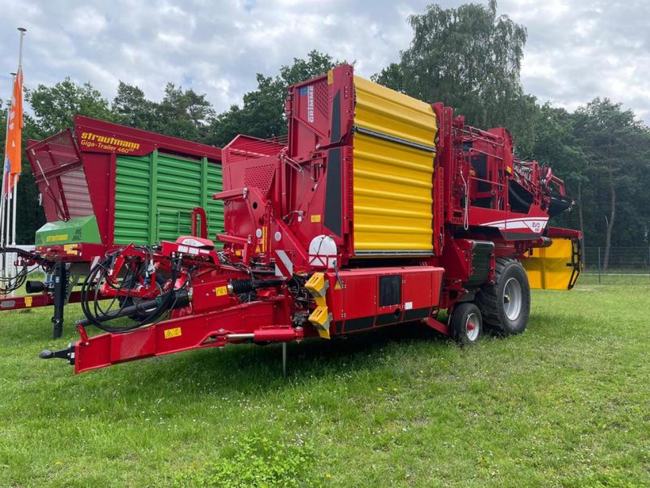 Grimme EVO 280 - Potato harvester: picture 2 Grimme EVO 280 - Potato harvester: picture 2