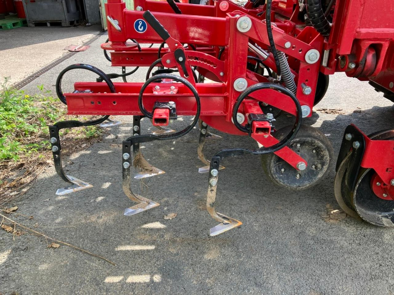 HORSCH TRANSFORMER 6 VF - Soil tillage equipment: picture 4 HORSCH TRANSFORMER 6 VF - Soil tillage equipment: picture 4