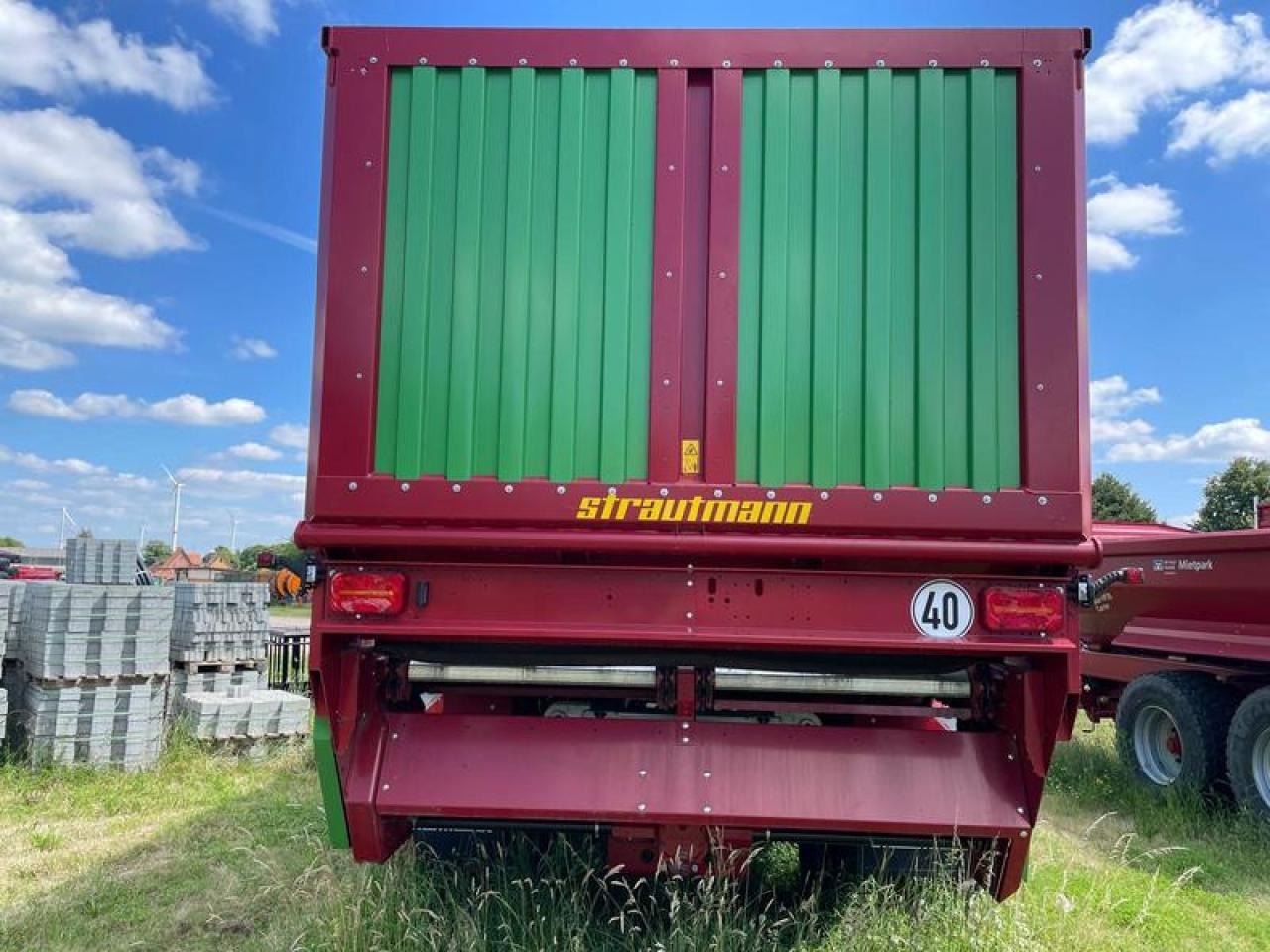 Strautmann GIGA 540 DO - Farm tipping trailer/ Dumper: picture 4 Strautmann GIGA 540 DO - Farm tipping trailer/ Dumper: picture 4