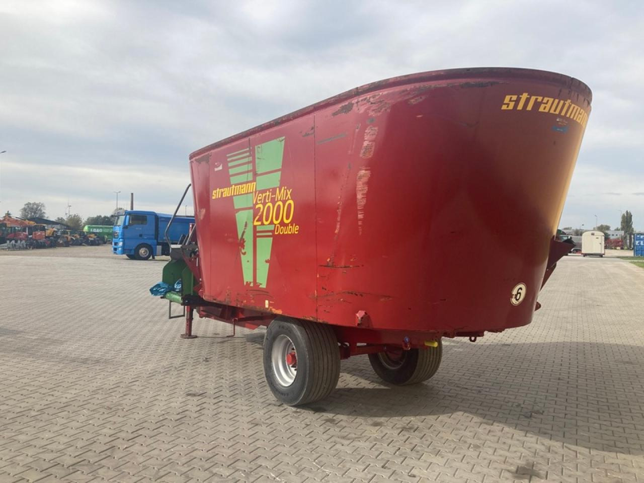 Strautmann VERTI-MIX 2000 DOUBLE - Forage mixer wagon: picture 2 Strautmann VERTI-MIX 2000 DOUBLE - Forage mixer wagon: picture 2