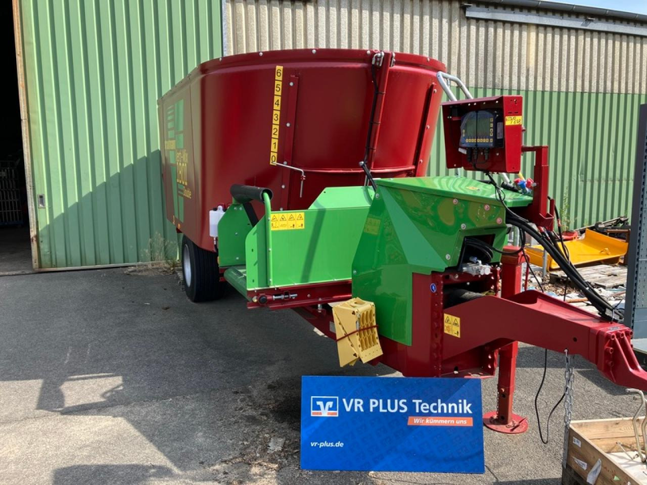 Strautmann VERTI-MIX1801 - Forage mixer wagon: picture 1 Strautmann VERTI-MIX1801 - Forage mixer wagon: picture 1
