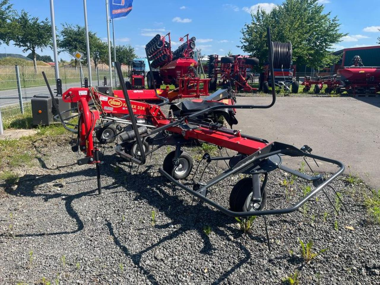 Vicon FANEX 524 - Tedder/ Rake: picture 2 Vicon FANEX 524 - Tedder/ Rake: picture 2