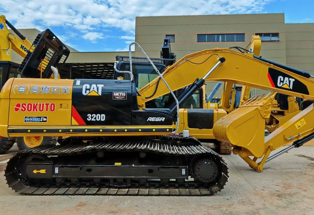 Caterpillar 330BL - Crawler excavator: picture 1 Caterpillar 330BL - Crawler excavator: picture 1