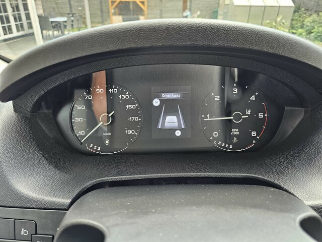 FIAT Ducato 35 MAXI 180 Pritsche Plane 4,90 Meter - Curtain side van: picture 5 FIAT Ducato 35 MAXI 180 Pritsche Plane 4,90 Meter - Curtain side van: picture 5