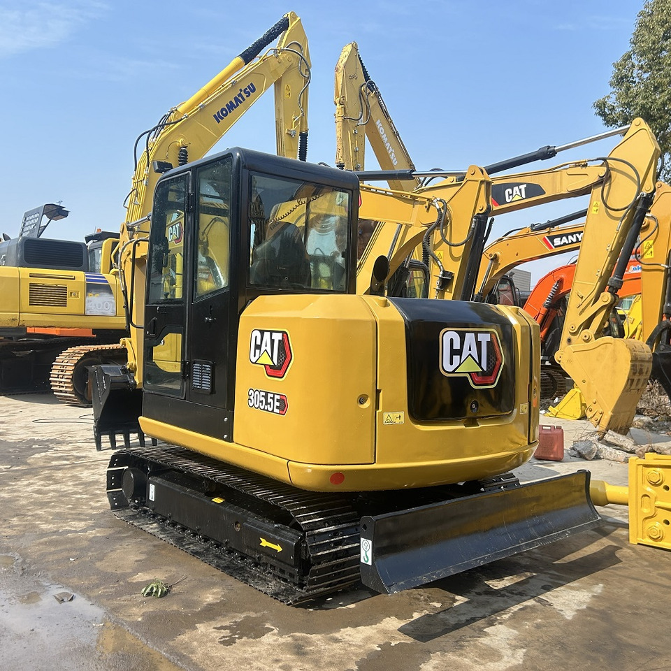 CAT 305.5E2 Excavator - Mini excavator: picture 1 CAT 305.5E2 Excavator - Mini excavator: picture 1