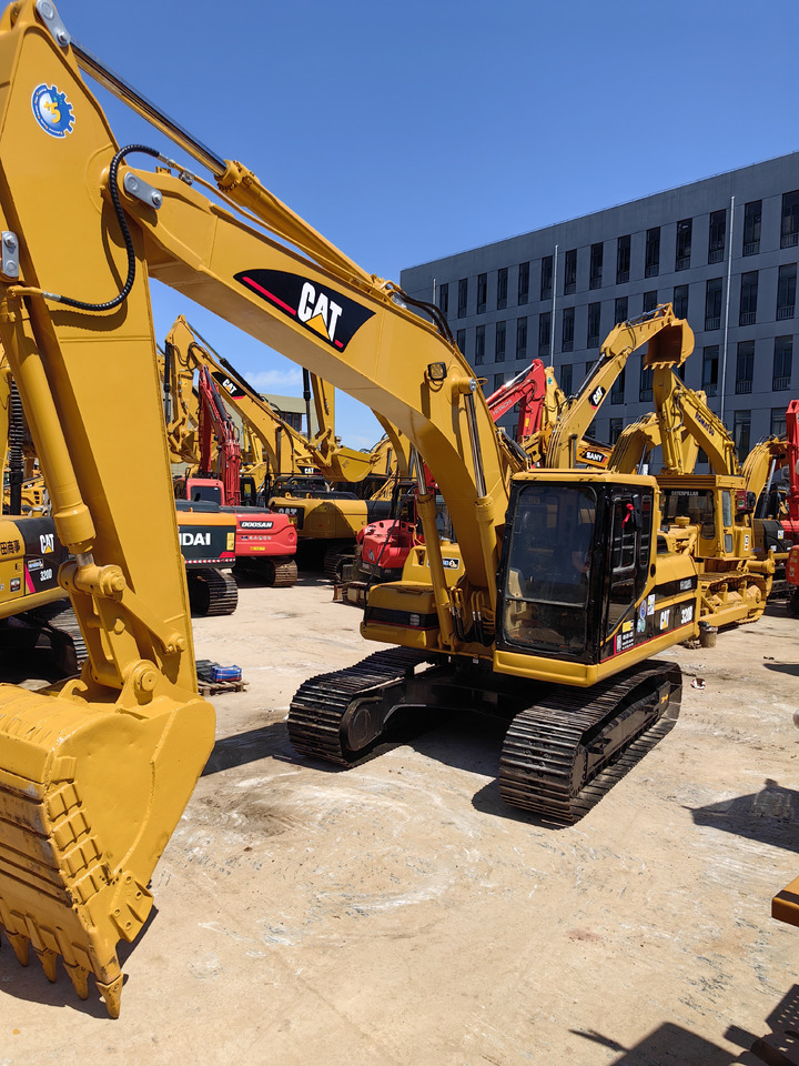 CAT 320B Excavator - Crawler excavator: picture 4 CAT 320B Excavator - Crawler excavator: picture 4