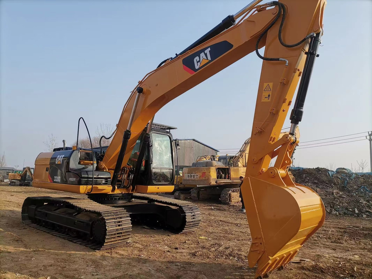 CAT 320DL Excavator - Crawler excavator: picture 4 CAT 320DL Excavator - Crawler excavator: picture 4