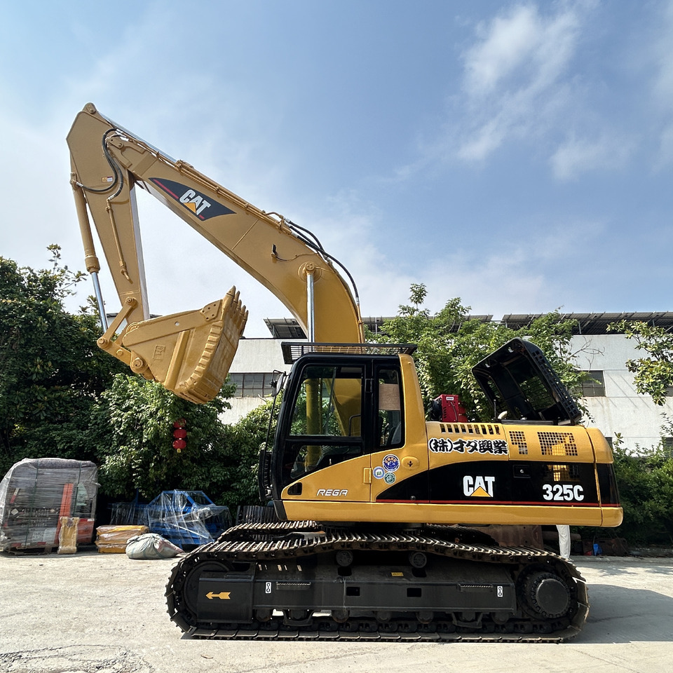 CAT 325C - Crawler excavator: picture 3 CAT 325C - Crawler excavator: picture 3