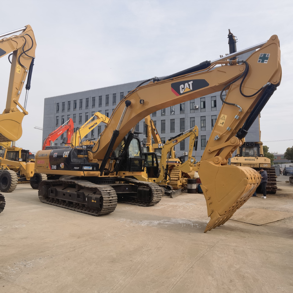 CAT 330D Excavator - Crawler excavator: picture 3 CAT 330D Excavator - Crawler excavator: picture 3