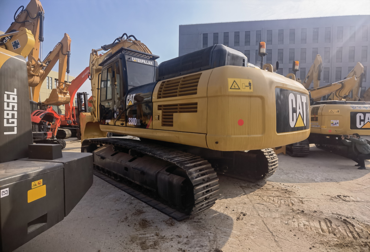 CAT 330D2L Excavator - Crawler excavator: picture 3 CAT 330D2L Excavator - Crawler excavator: picture 3