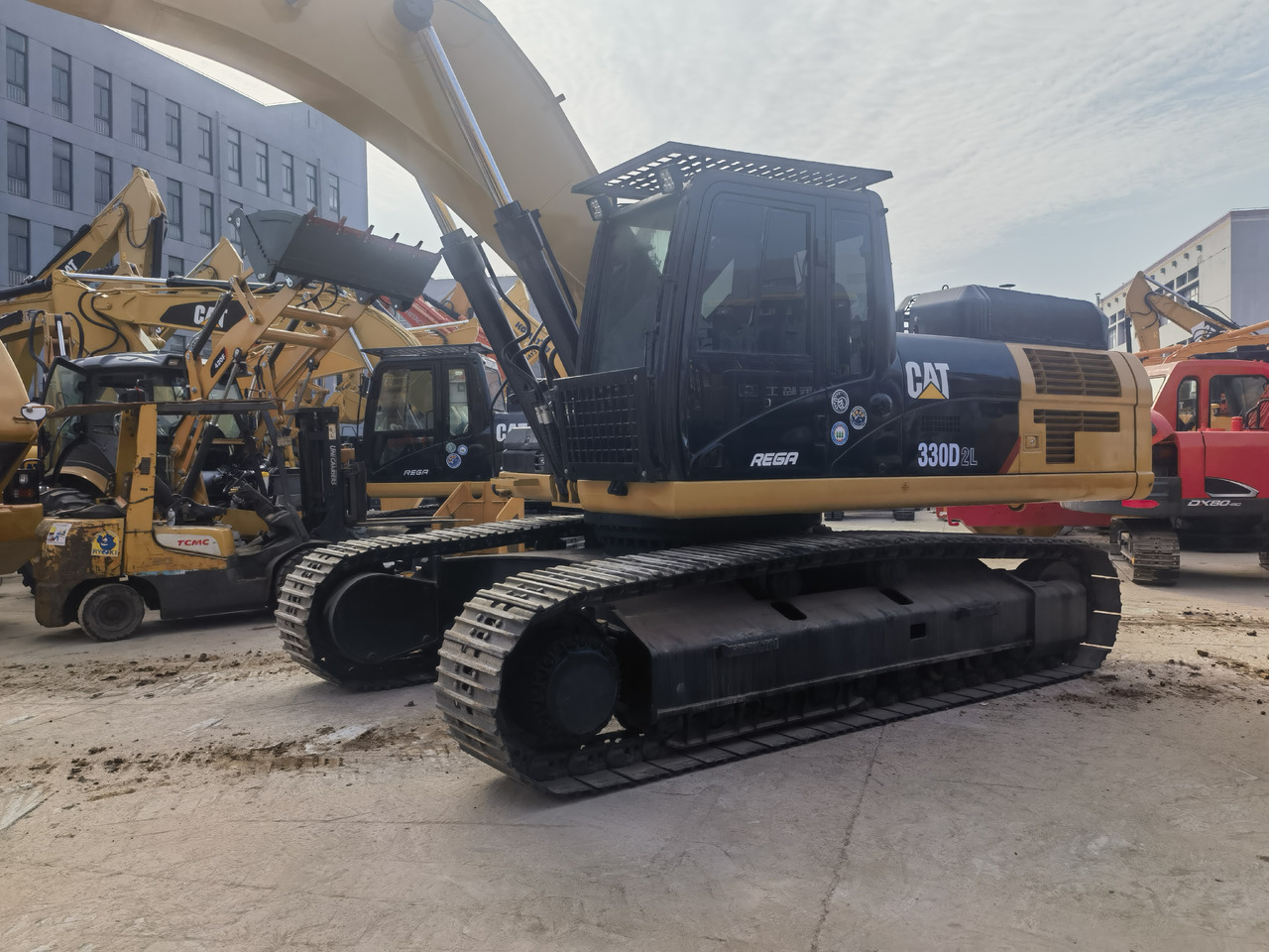 CAT 330D2L Excavator - Crawler excavator: picture 2 CAT 330D2L Excavator - Crawler excavator: picture 2