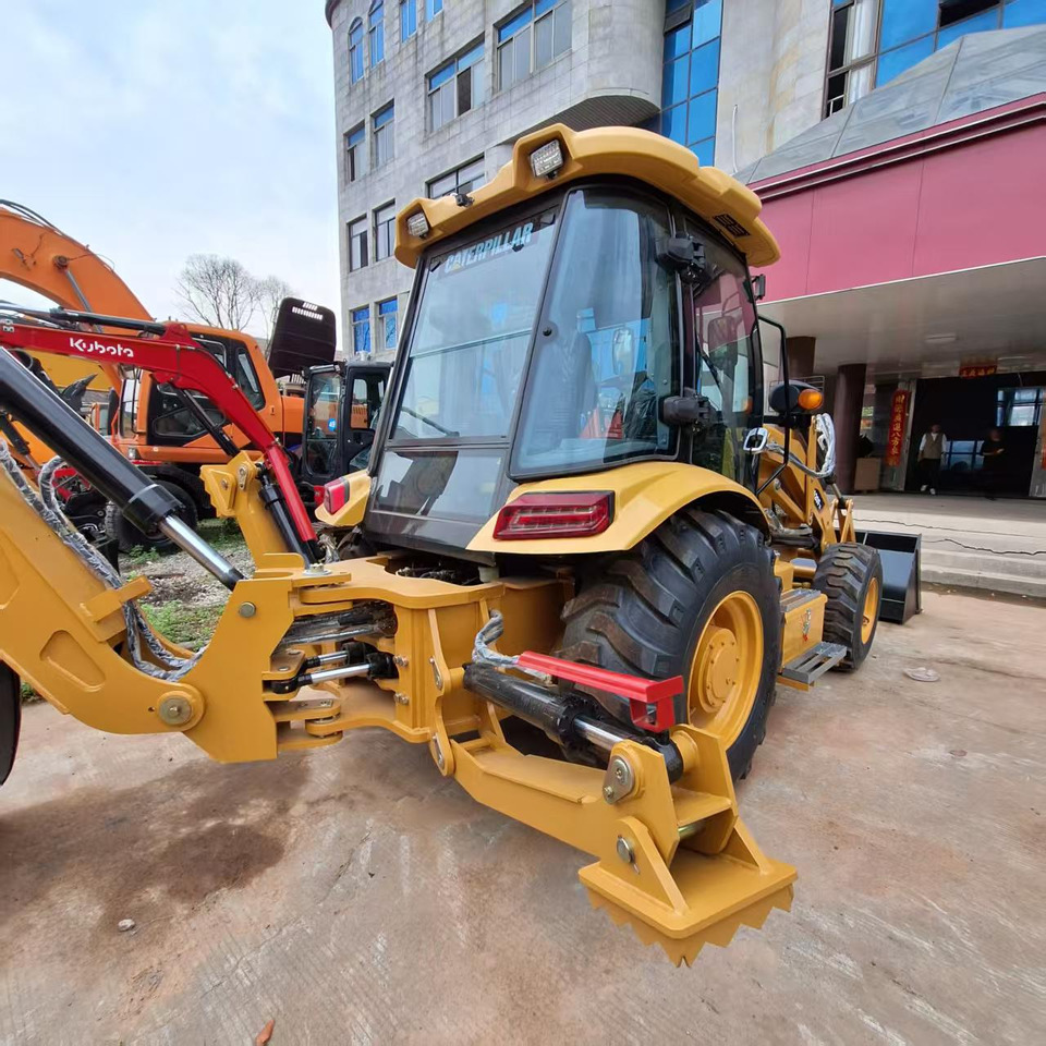 CAT 420F Backhoe Loader - Backhoe loader: picture 4 CAT 420F Backhoe Loader - Backhoe loader: picture 4