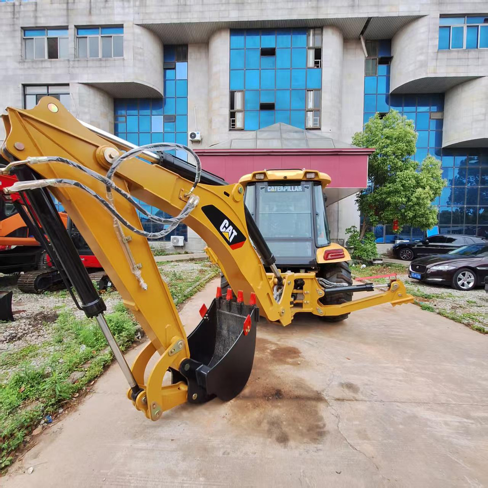CAT 420F Backhoe Loader - Backhoe loader: picture 4 CAT 420F Backhoe Loader - Backhoe loader: picture 4