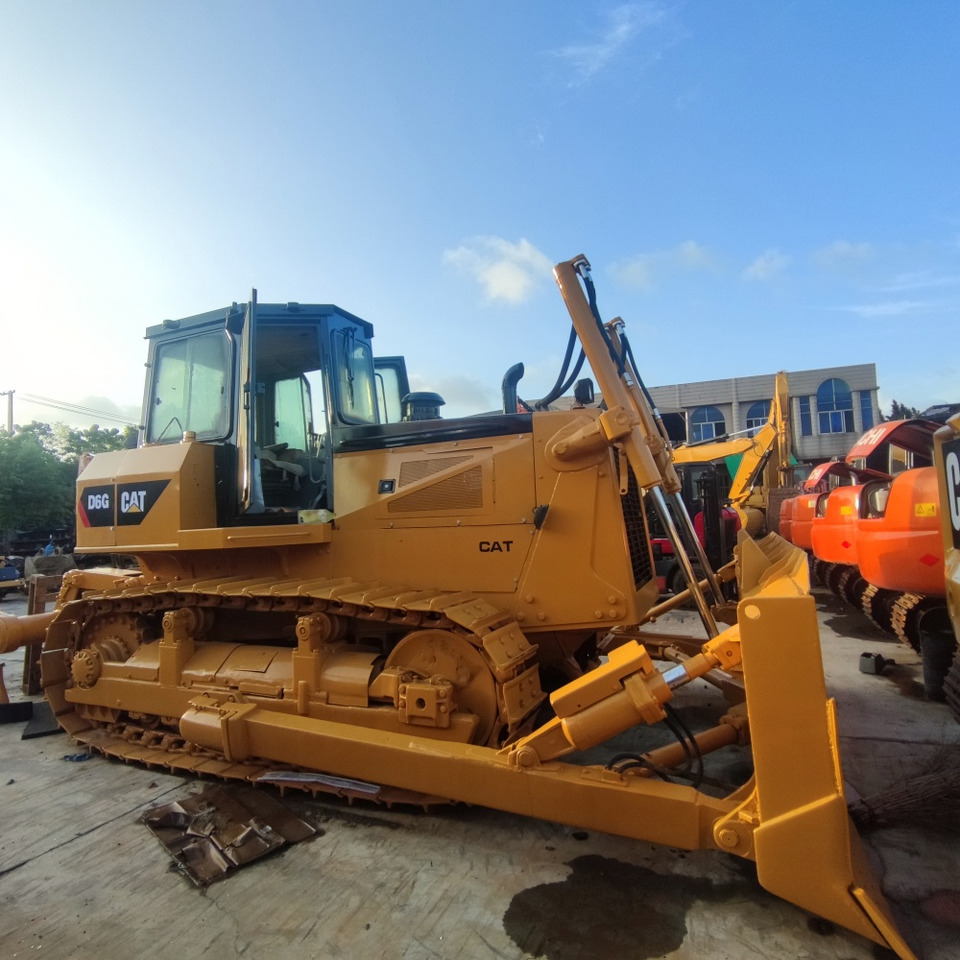 CAT D6G Bulldozer - Bulldozer: picture 5 CAT D6G Bulldozer - Bulldozer: picture 5