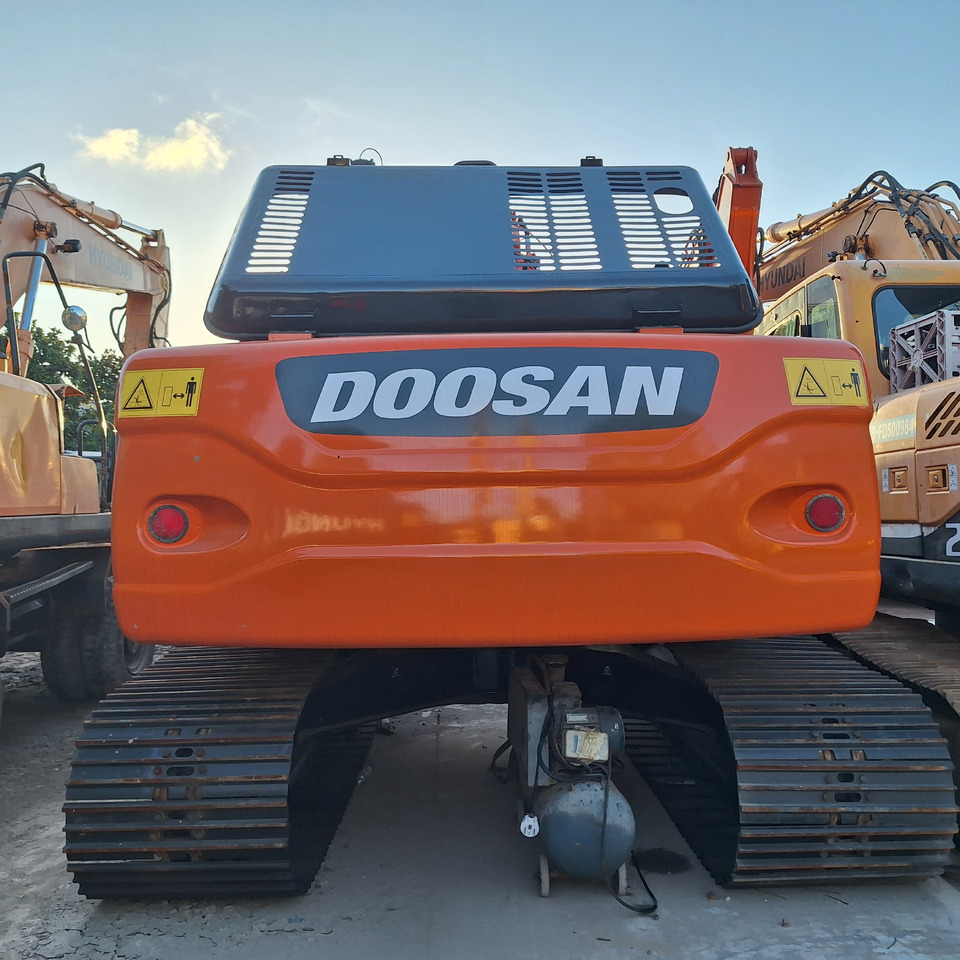 Crawler excavator Doosan Dx225LC-9C Crawler Excavator: picture 6 Crawler excavator Doosan Dx225LC-9C Crawler Excavator: picture 6