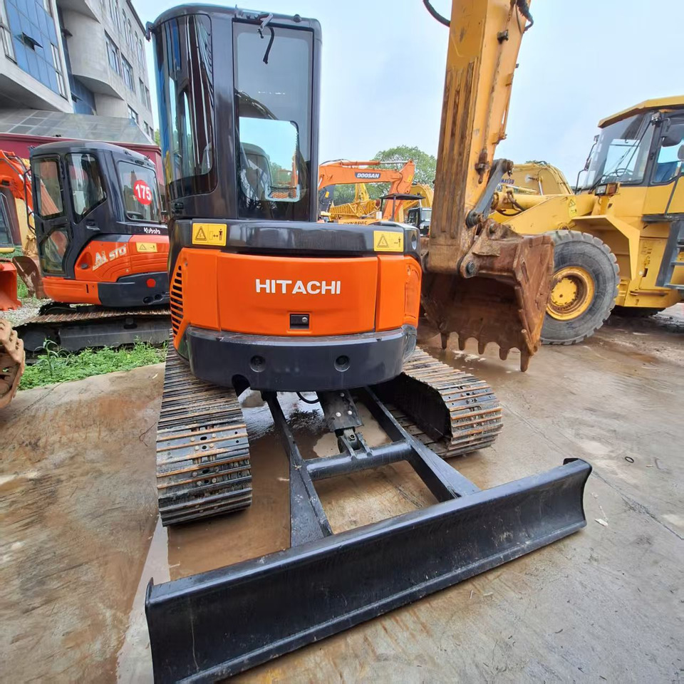 Hitachi ZX50 Excavator - Crawler excavator: picture 2 Hitachi ZX50 Excavator - Crawler excavator: picture 2