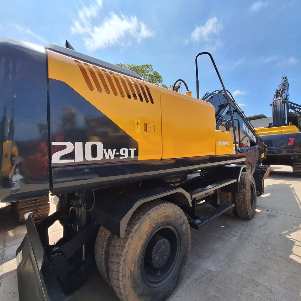 Wheel excavator Hyundai 210w-9 wheel excavator: picture 6