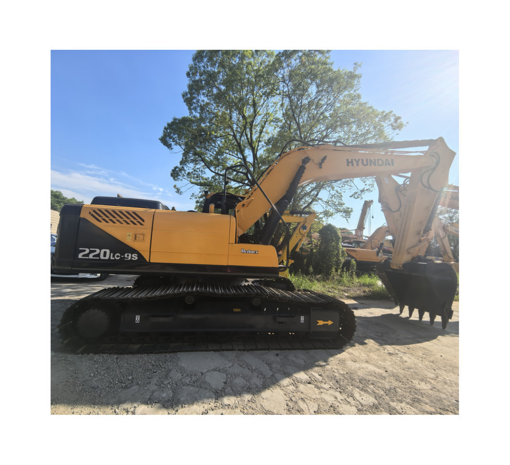 Hyundai 220lc-9s excavator - Wheel excavator: picture 3 Hyundai 220lc-9s excavator - Wheel excavator: picture 3