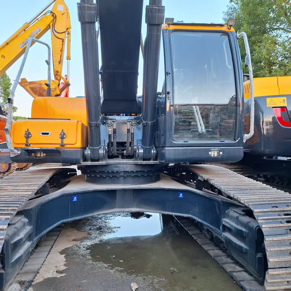 Hyundai 350LVS excavator - Wheel excavator: picture 2 Hyundai 350LVS excavator - Wheel excavator: picture 2