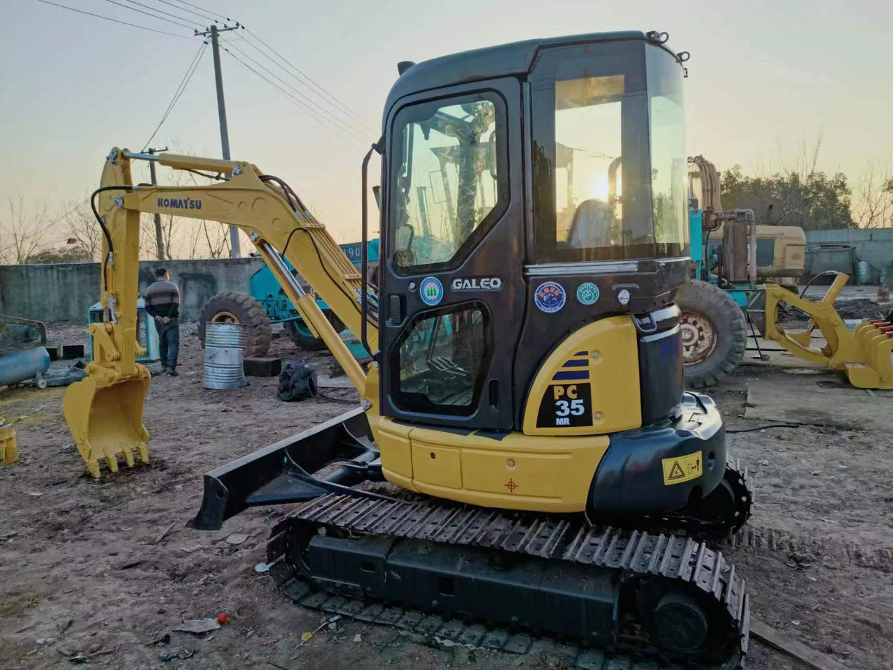 KOMATSU PC35 Excavator - Crawler excavator: picture 1 KOMATSU PC35 Excavator - Crawler excavator: picture 1