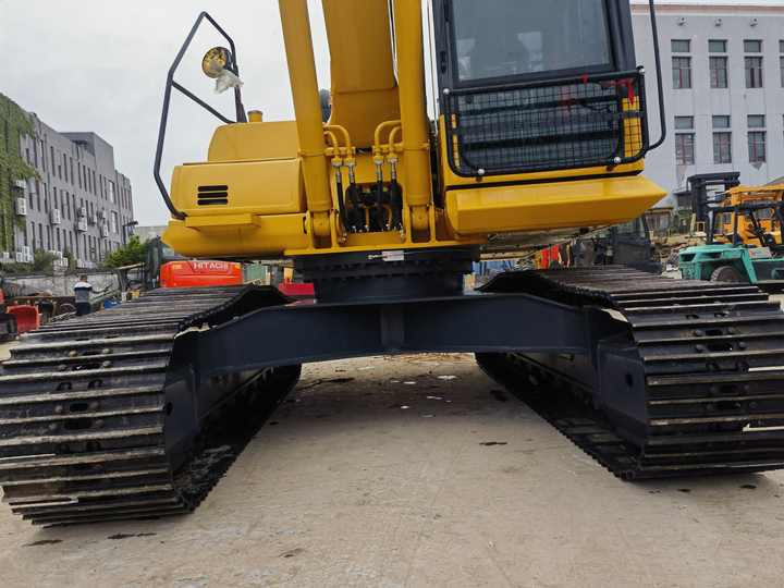 Komatsu PC 220-8 Excavator - Crawler excavator: picture 5 Komatsu PC 220-8 Excavator - Crawler excavator: picture 5