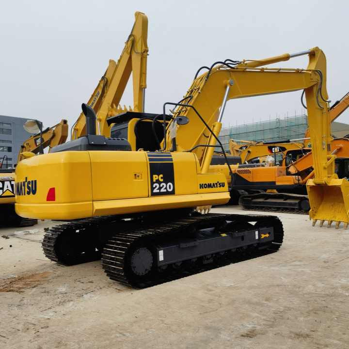 Komatsu PC 220-8 Excavator - Crawler excavator: picture 1 Komatsu PC 220-8 Excavator - Crawler excavator: picture 1