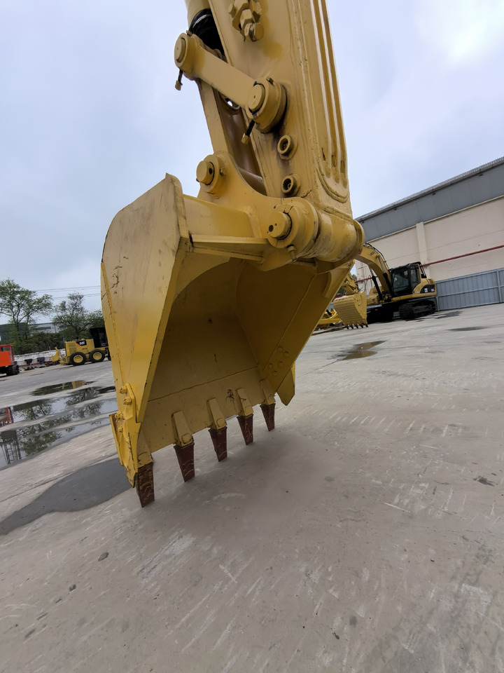 Komatsu PC 220-8 Excavator - Crawler excavator: picture 5 Komatsu PC 220-8 Excavator - Crawler excavator: picture 5