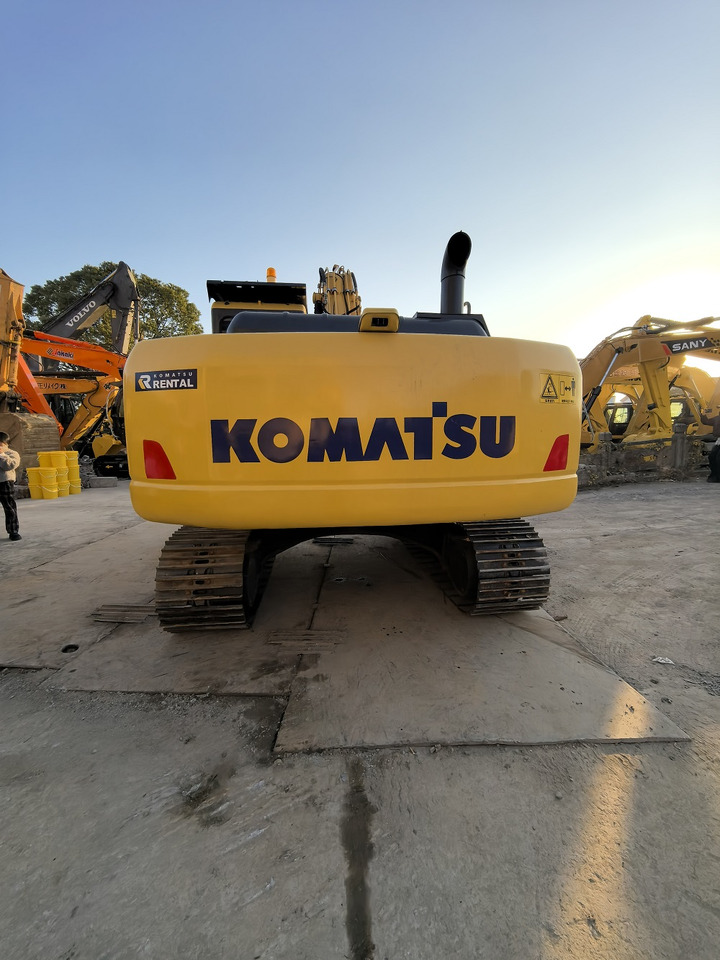 Komatsu PC220-7 - Crawler excavator: picture 4 Komatsu PC220-7 - Crawler excavator: picture 4