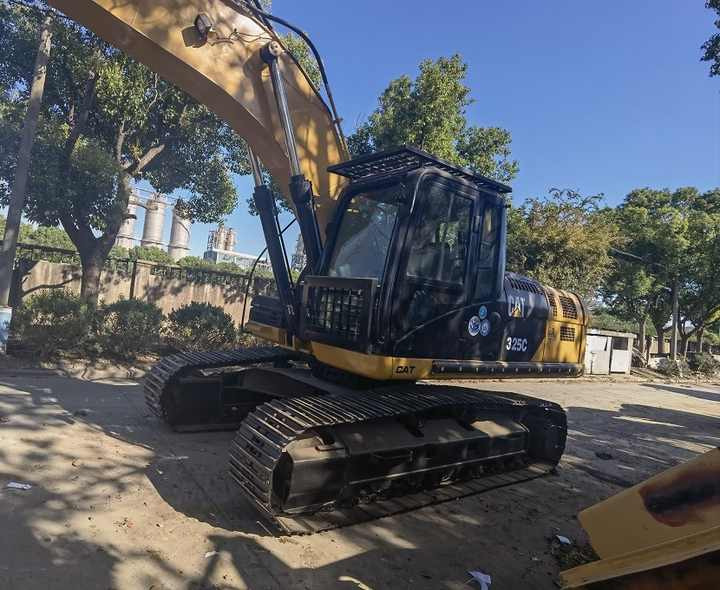 Original high quality second hand excavator Used Caterpillar 325C used excavator machine for sale - Crawler excavator: picture 2 Original high quality second hand excavator Used Caterpillar 325C used excavator machine for sale - Crawler excavator: picture 2