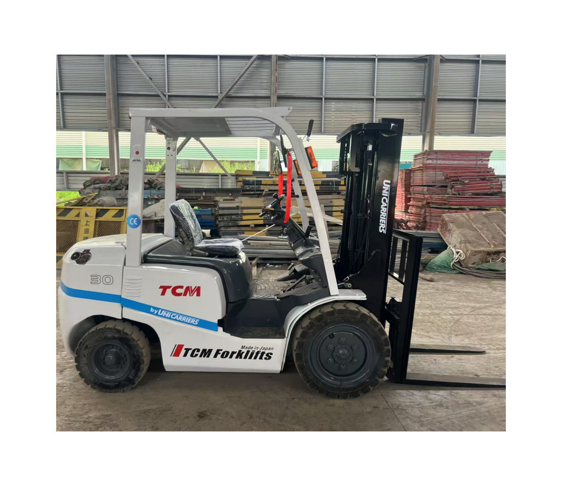 TCM FD30 Forklift - Diesel forklift: picture 2 TCM FD30 Forklift - Diesel forklift: picture 2