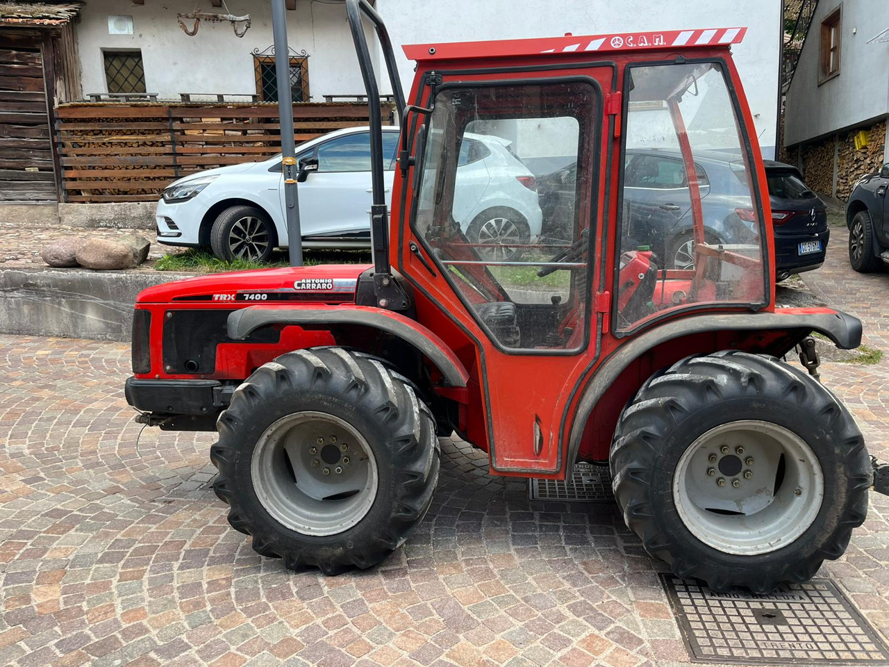 ANTONIO CARRARO TRX 7400 - Farm tractor: picture 4 ANTONIO CARRARO TRX 7400 - Farm tractor: picture 4