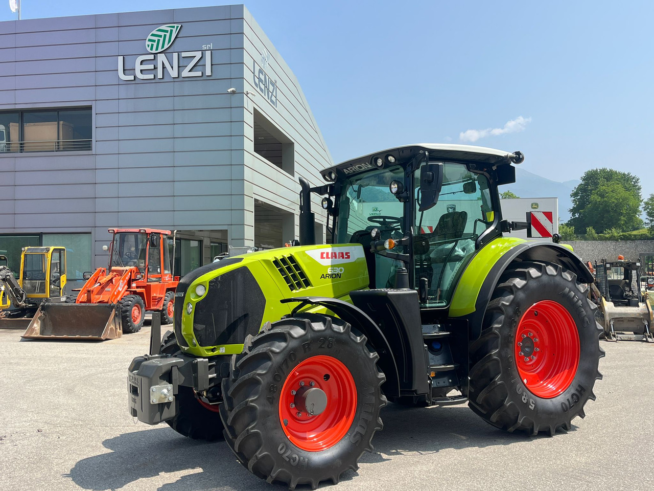 CLAAS ARION 630 - Farm tractor: picture 1 CLAAS ARION 630 - Farm tractor: picture 1