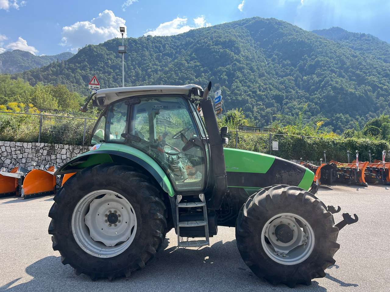 TRATTORE DEUTZ-FAHR AGROTRON K 420 - Farm tractor: picture 4 TRATTORE DEUTZ-FAHR AGROTRON K 420 - Farm tractor: picture 4