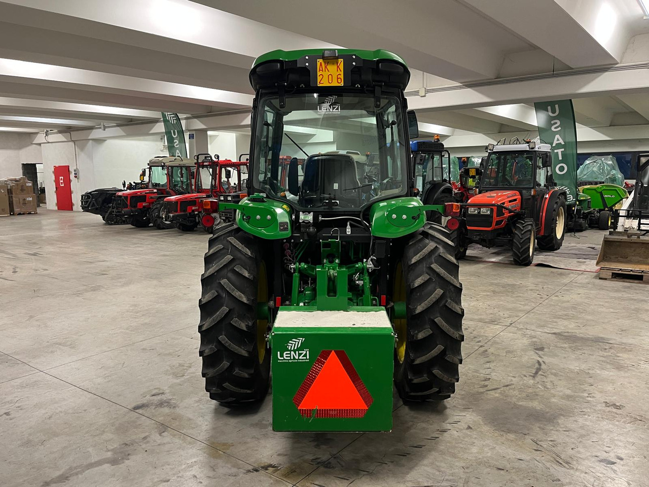 Farm tractor TRATTORE JOHN DEERE 4066 R ( IDROSTATICO ): picture 6