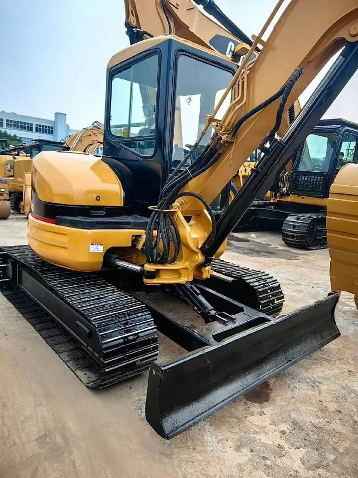 CAT 304 C CR - Mini excavator: picture 3 CAT 304 C CR - Mini excavator: picture 3