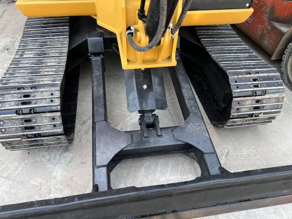 CAT 305.5 - Mini excavator: picture 5 CAT 305.5 - Mini excavator: picture 5